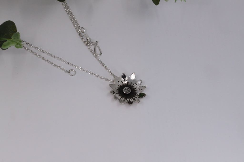 Sunflower Pendant Necklace - Large