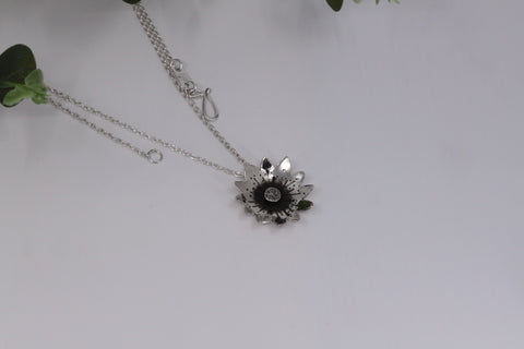 Sunflower Pendant Necklace - Large